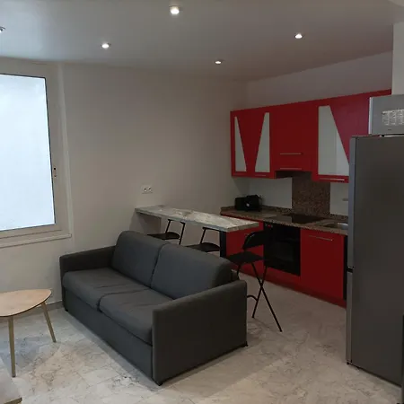 Apartment 3p *